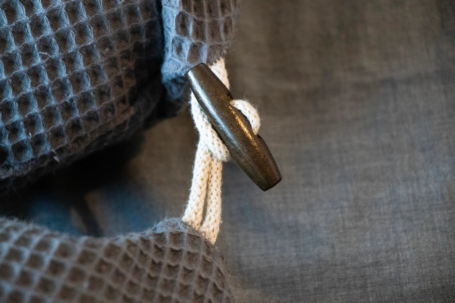 Stillkissen & Seitenschläferkissen - Zirbe & Wolle Füllung - Knopf - Kreativkopf